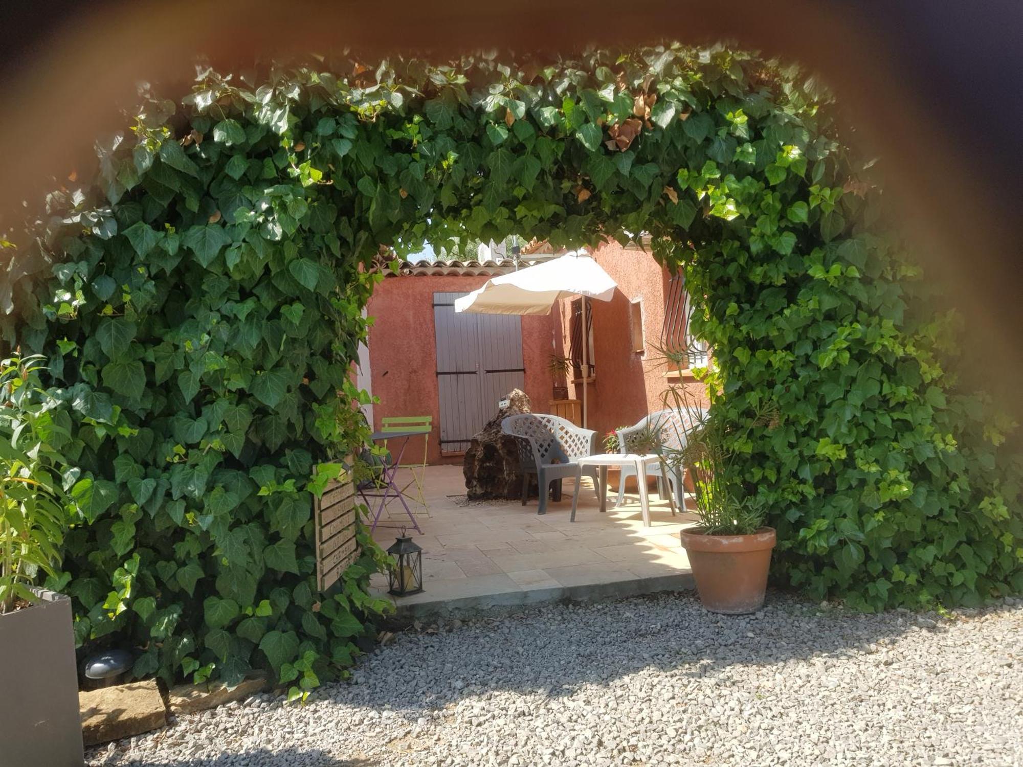 Les Lezards 2 Au Soleil Draguignan Exterior foto